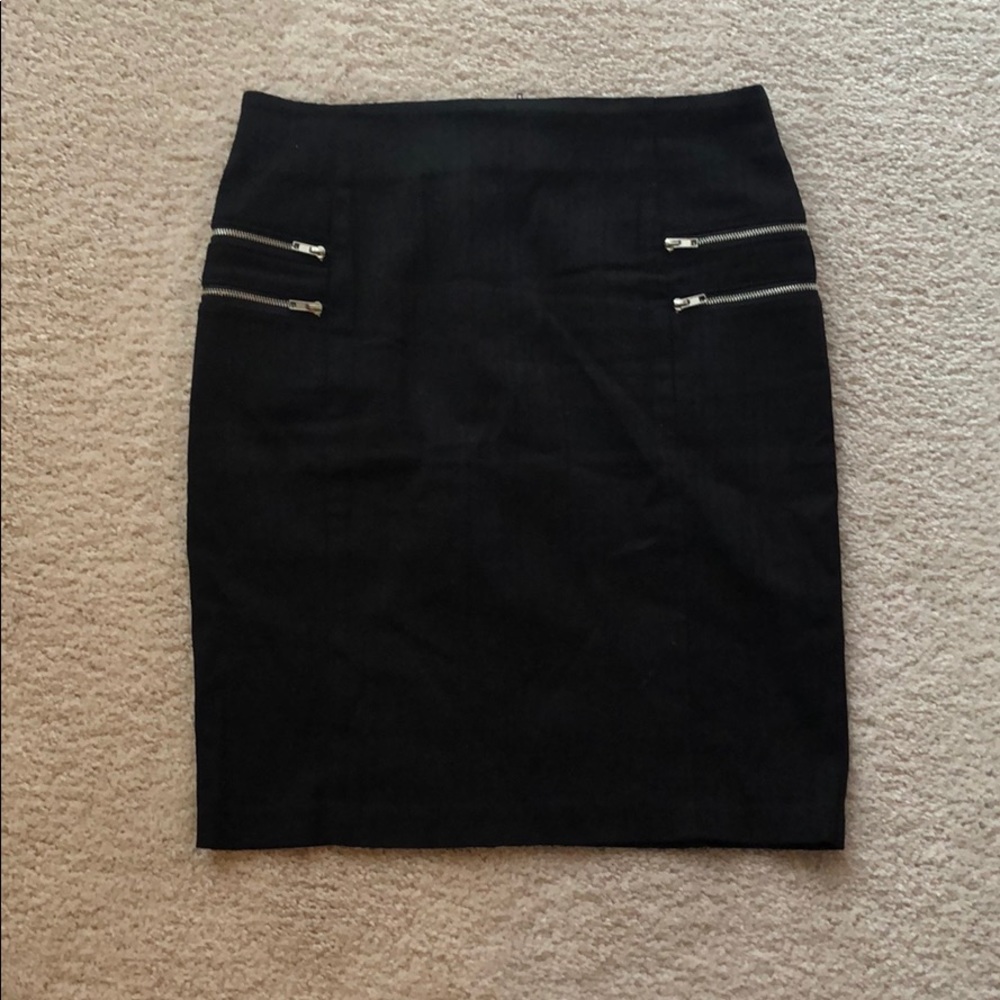 Chelsea Black Zippered Pencil Skirt Size Medium